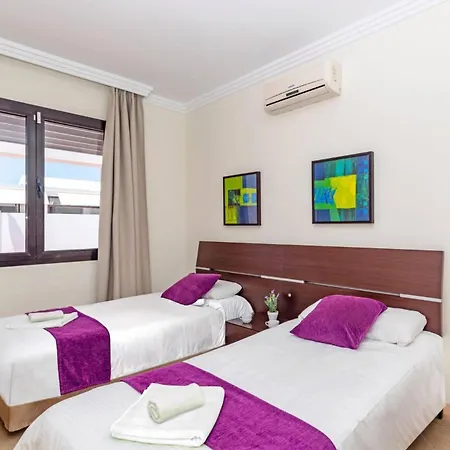 Janubio By * プラヤ・ブランカ